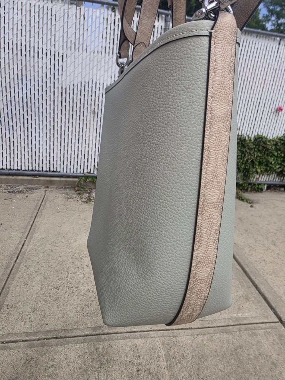 COACH Pebble Leather Bucket Bag in Mint - Picture 5 of 9